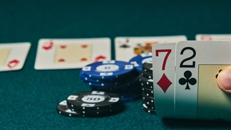 The Basics of Poker Bluffing