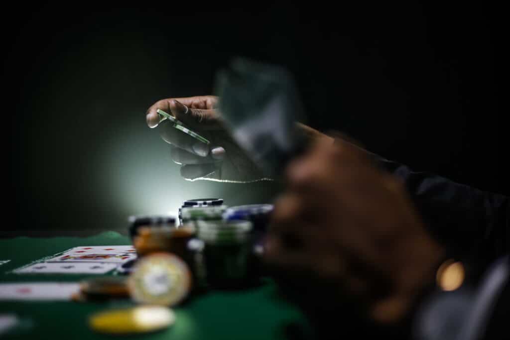 How to Choose the Best Live Casino for Playing Poker